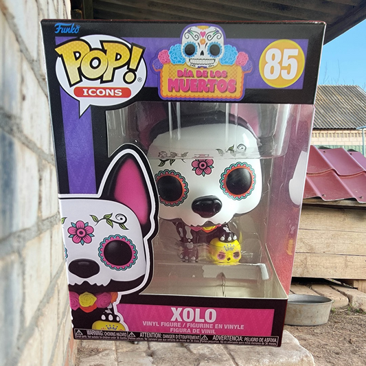 Xolo funko # 85 (nib) 
With pop protector