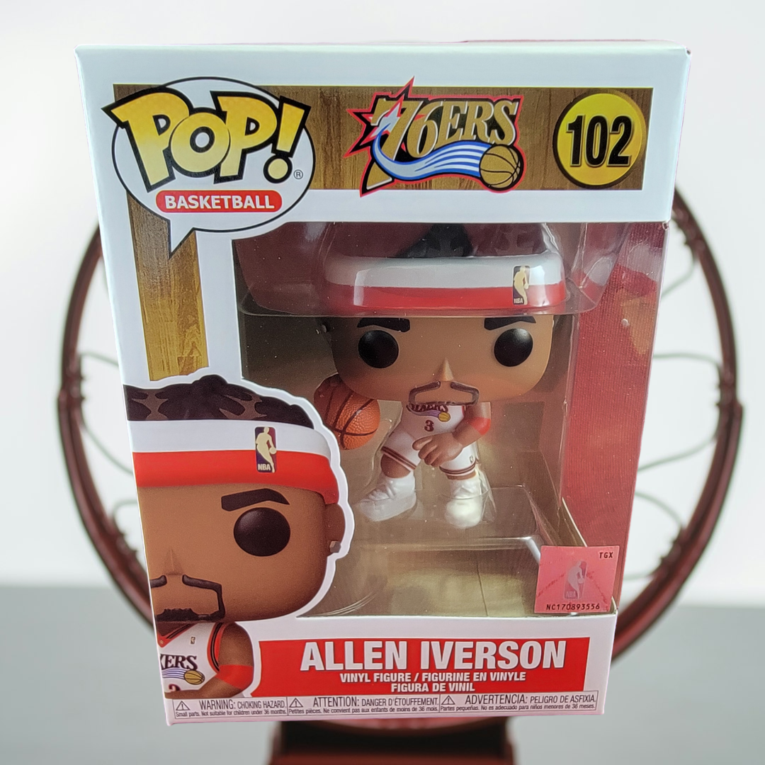 Allen Iverson funko # 102 (nib)
With pop protector