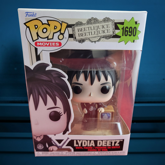 Lydia Deetz funko # 1690 (nib)
With pop protector