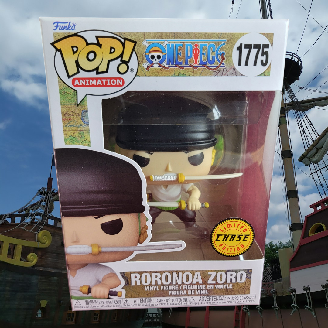 Roronoa Zoro chase exclusive funko # 1775 (nib)
With pop protector