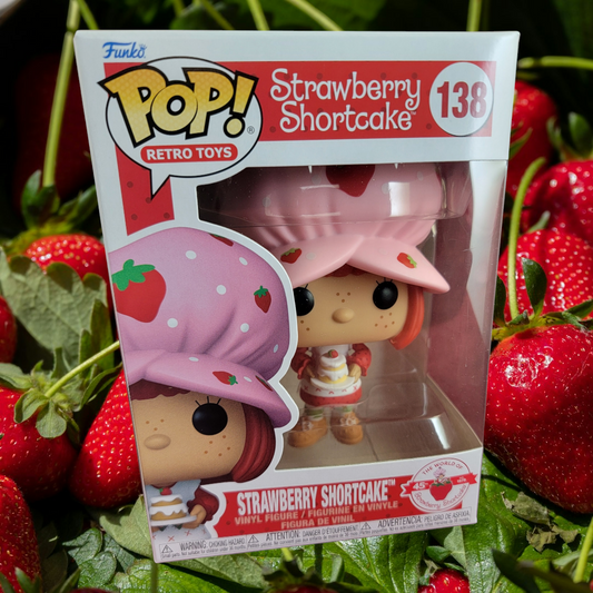 Strawberry shortcake funko # 138 (nib)
With pop protector