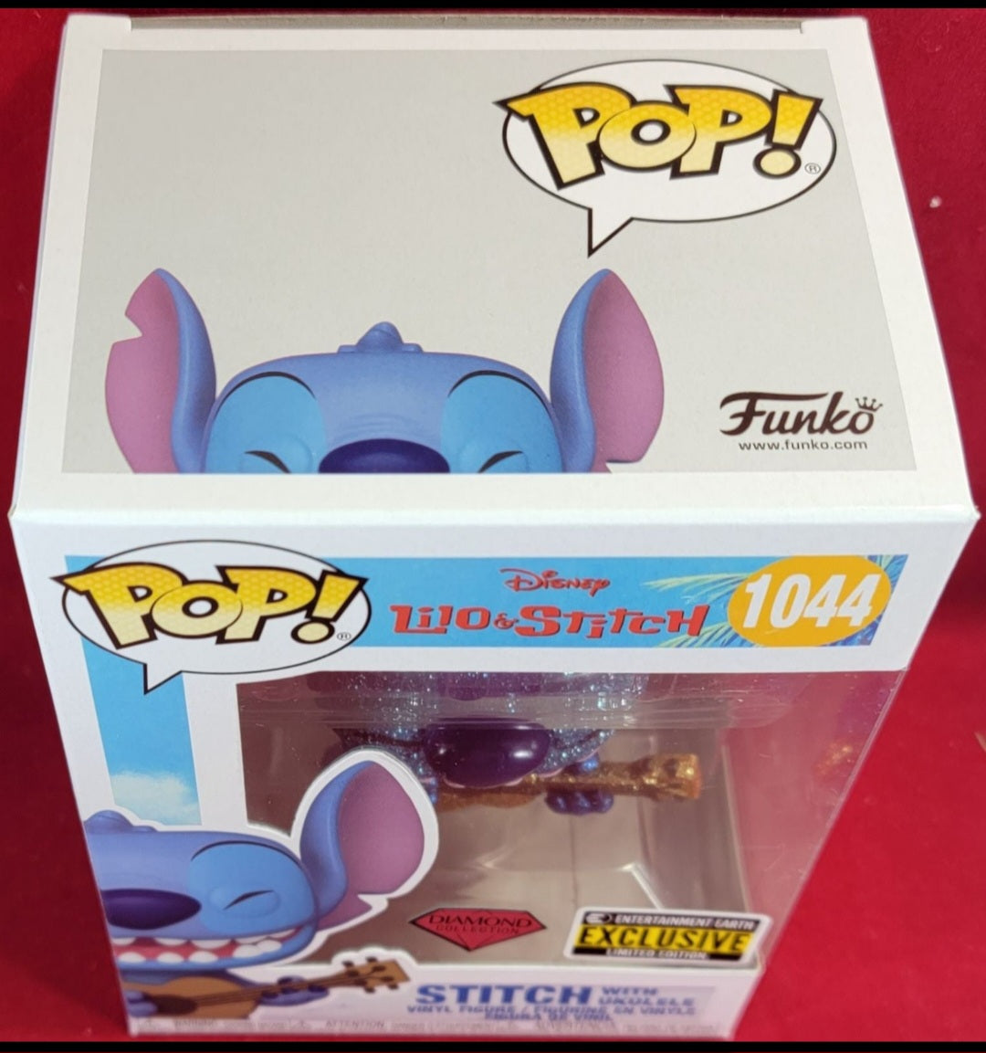 Entertainment earth exclusive Stitch with ukulele funko # 1044 (nib)