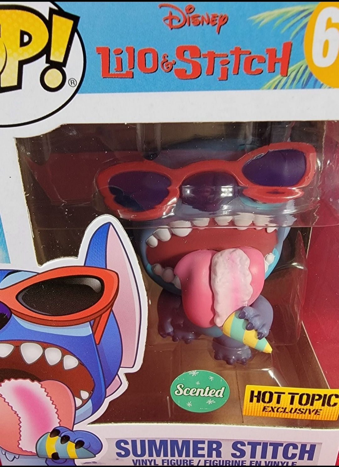 Hot topic exclusive summer stitch funko # 636 (nib)
With pop protector