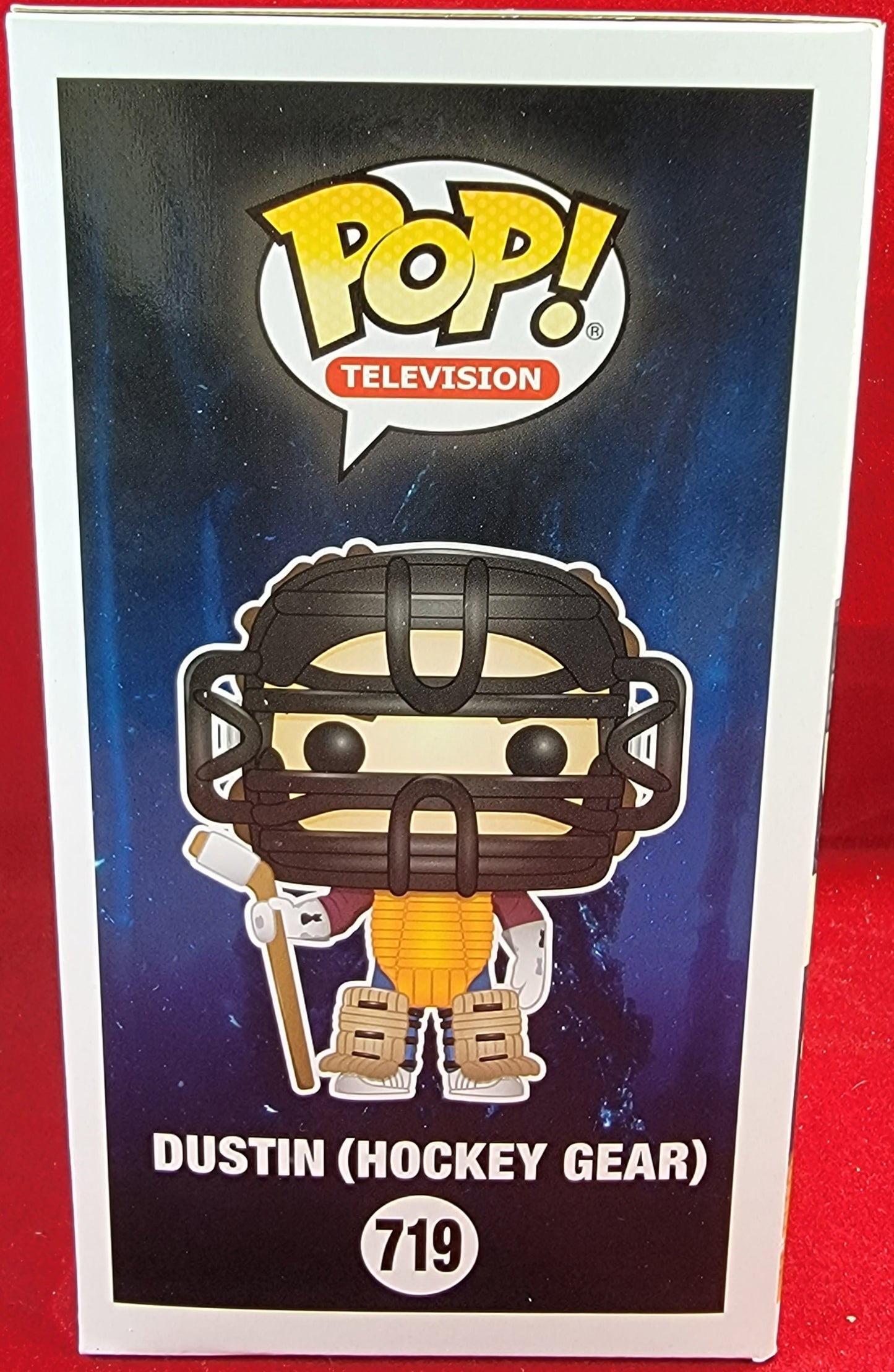 Dustin (hockey gear) hot topic exclusive funko # 719 (nib)