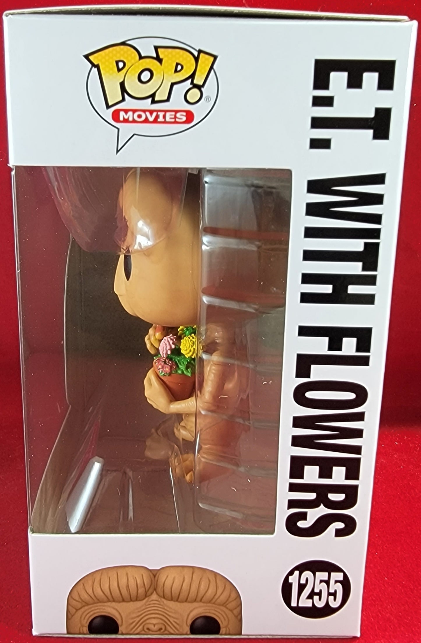 E.t. with flowers funko # 1255 (nib)