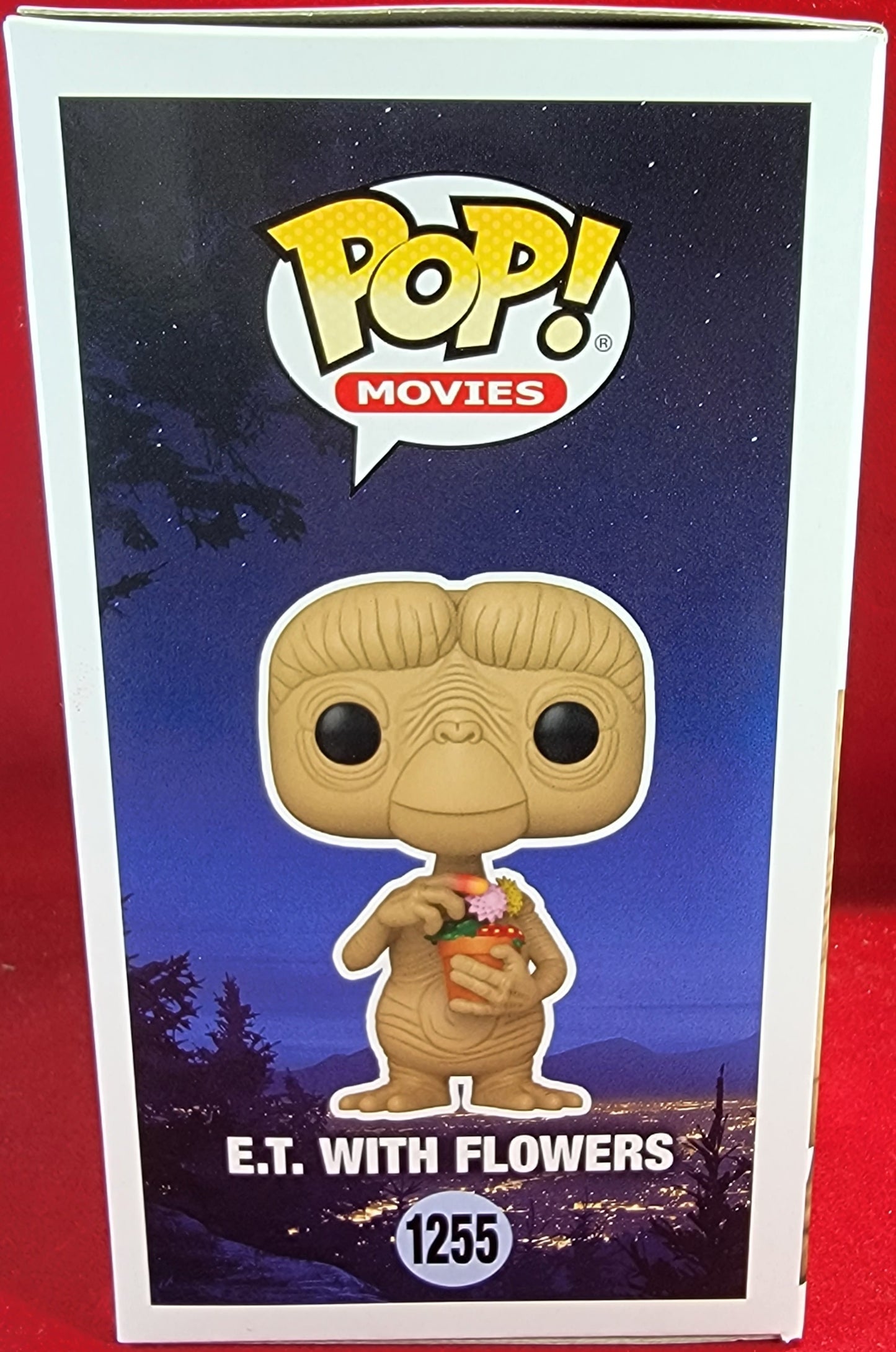 E.t. with flowers funko # 1255 (nib)