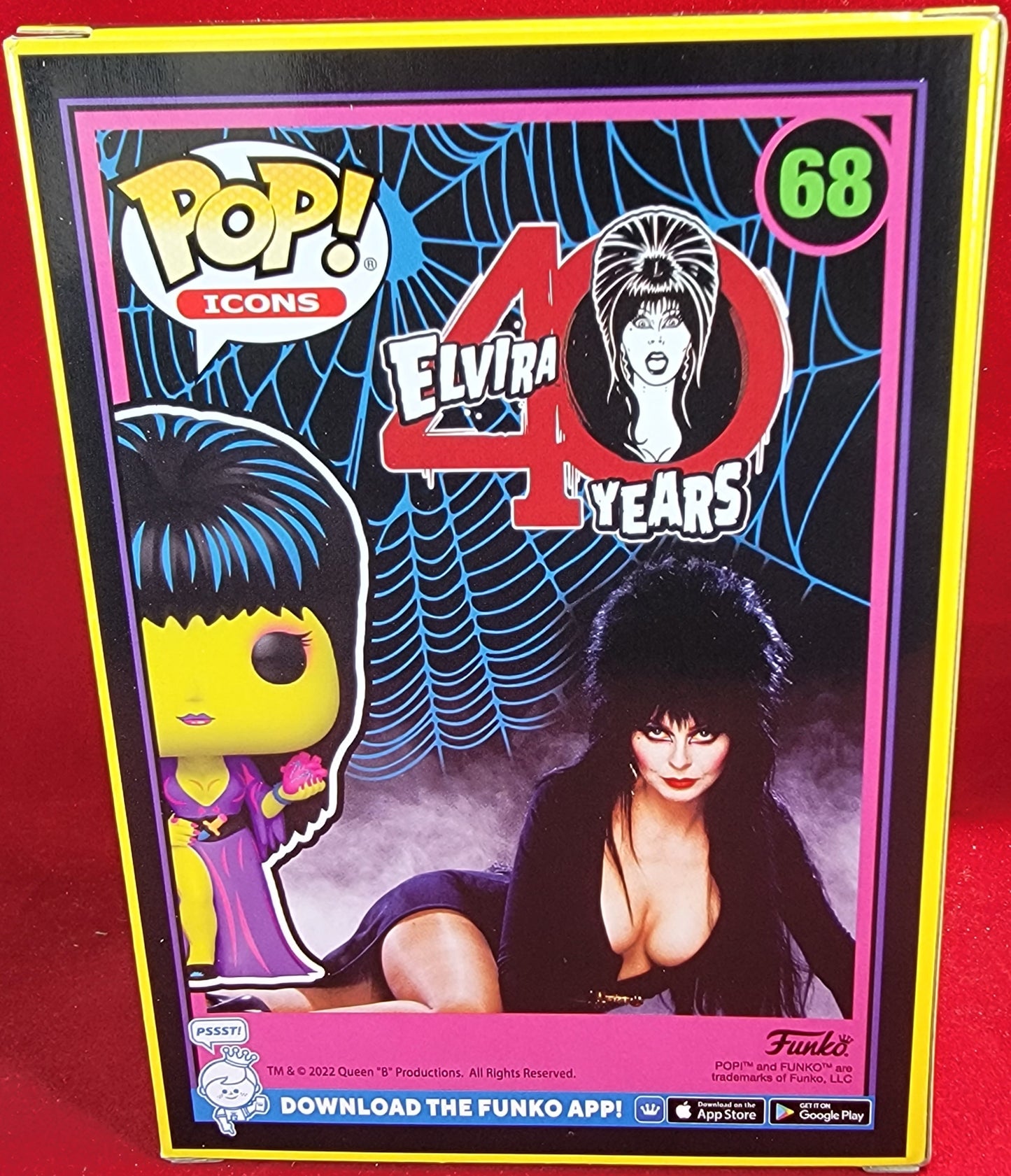 Elvira entertainment earth exclusive funko # 68 (nib)