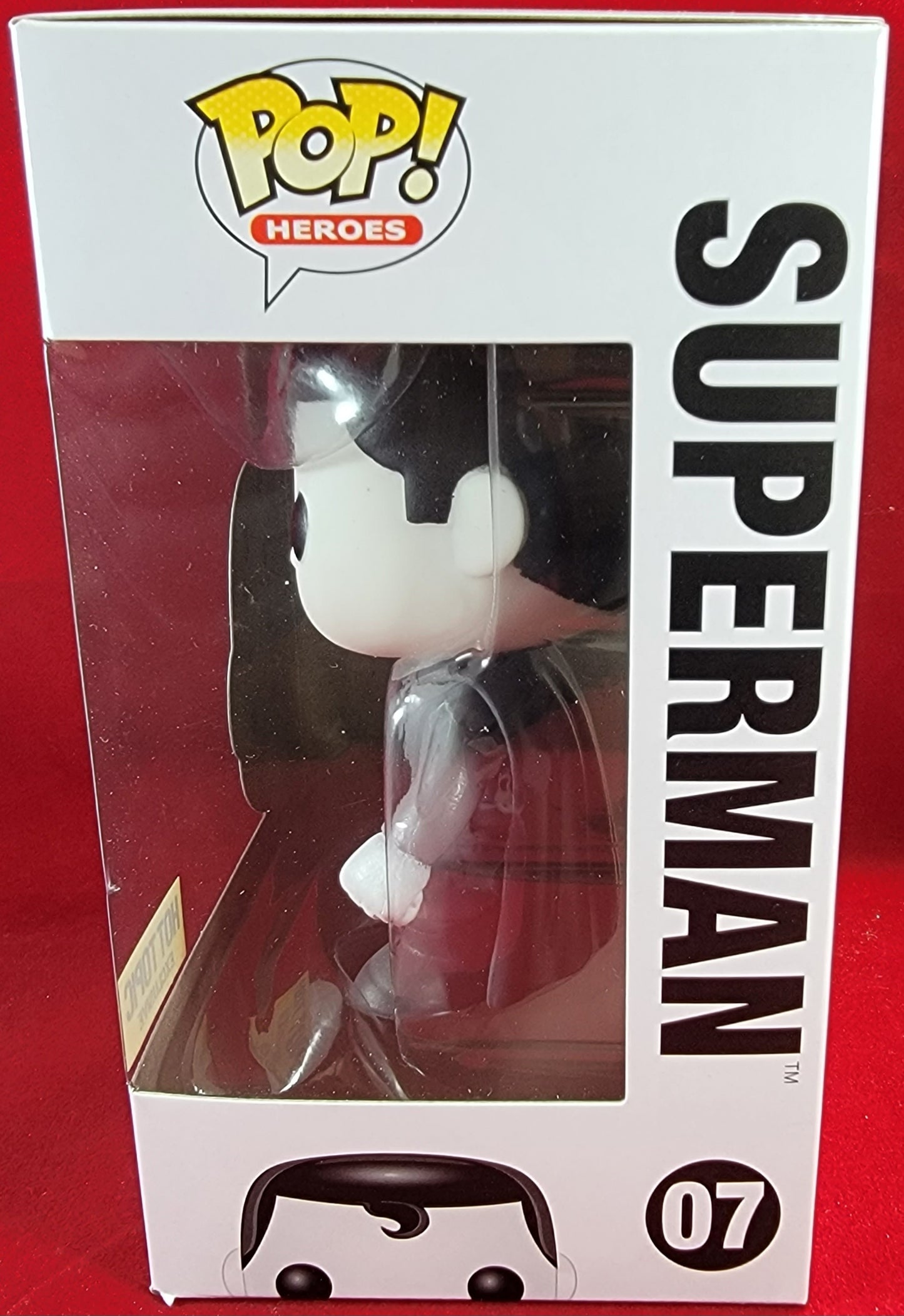 Brand new Superman Hot topic exclusive funko # 07 (nib)
brand new superman pop black and gray. pop has lite scratches on the plastic and a small dent front plastic corner. pop Will be shipped in a compatible pop protector.