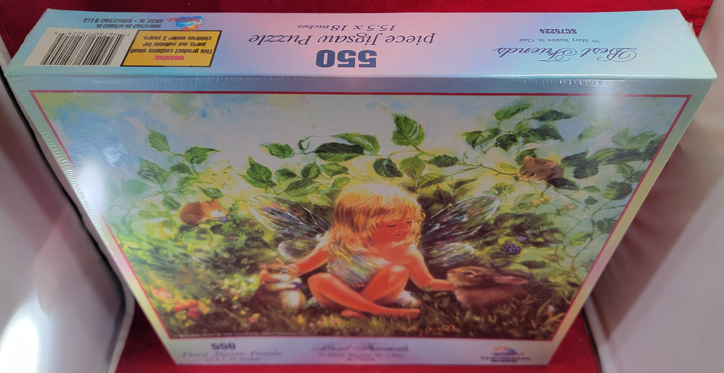 Best friends 550 piece 2002 puzzle (nib)
brand new sunsout 550 piece jigsaw puzzle by Mary Baxter st. Clair 1996. puzzle has a little fairy girl surrounded by natures pets sitting in the grass. item is brand new and sealed.