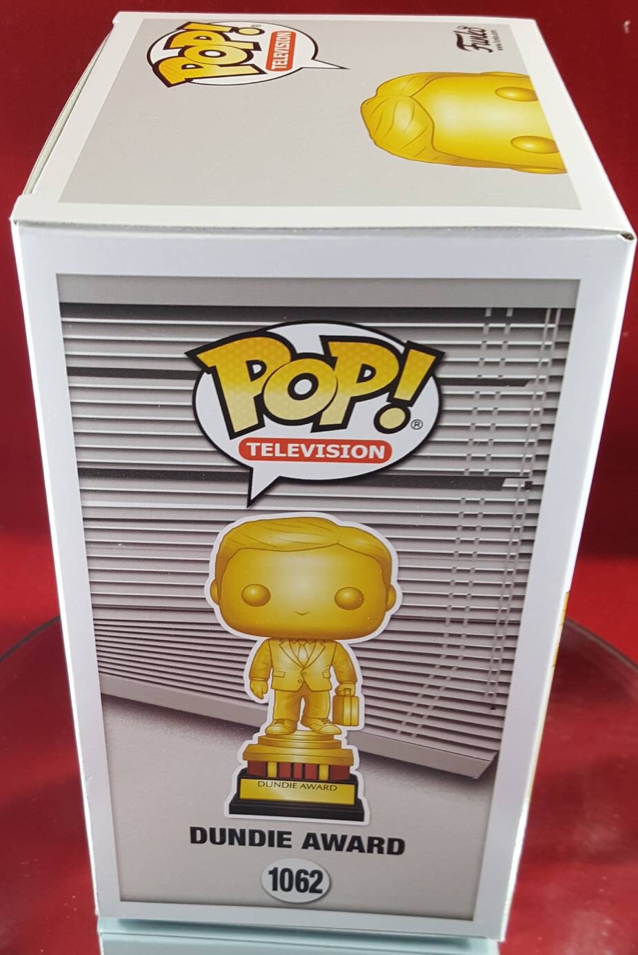 Gold dundie award Amazon  exclusive 1062 (nib)