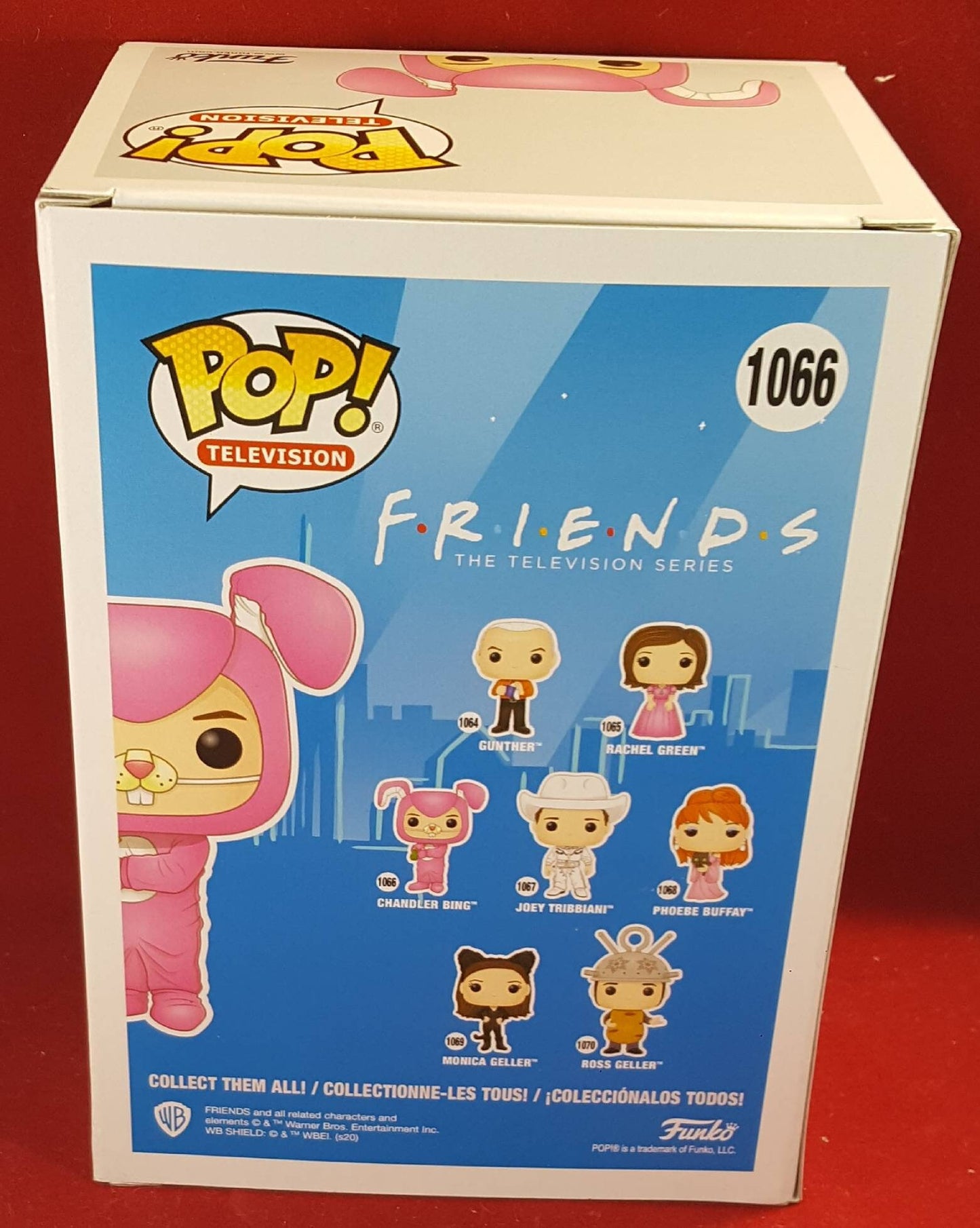 Flocked Chandler bing funko 370 (nib)