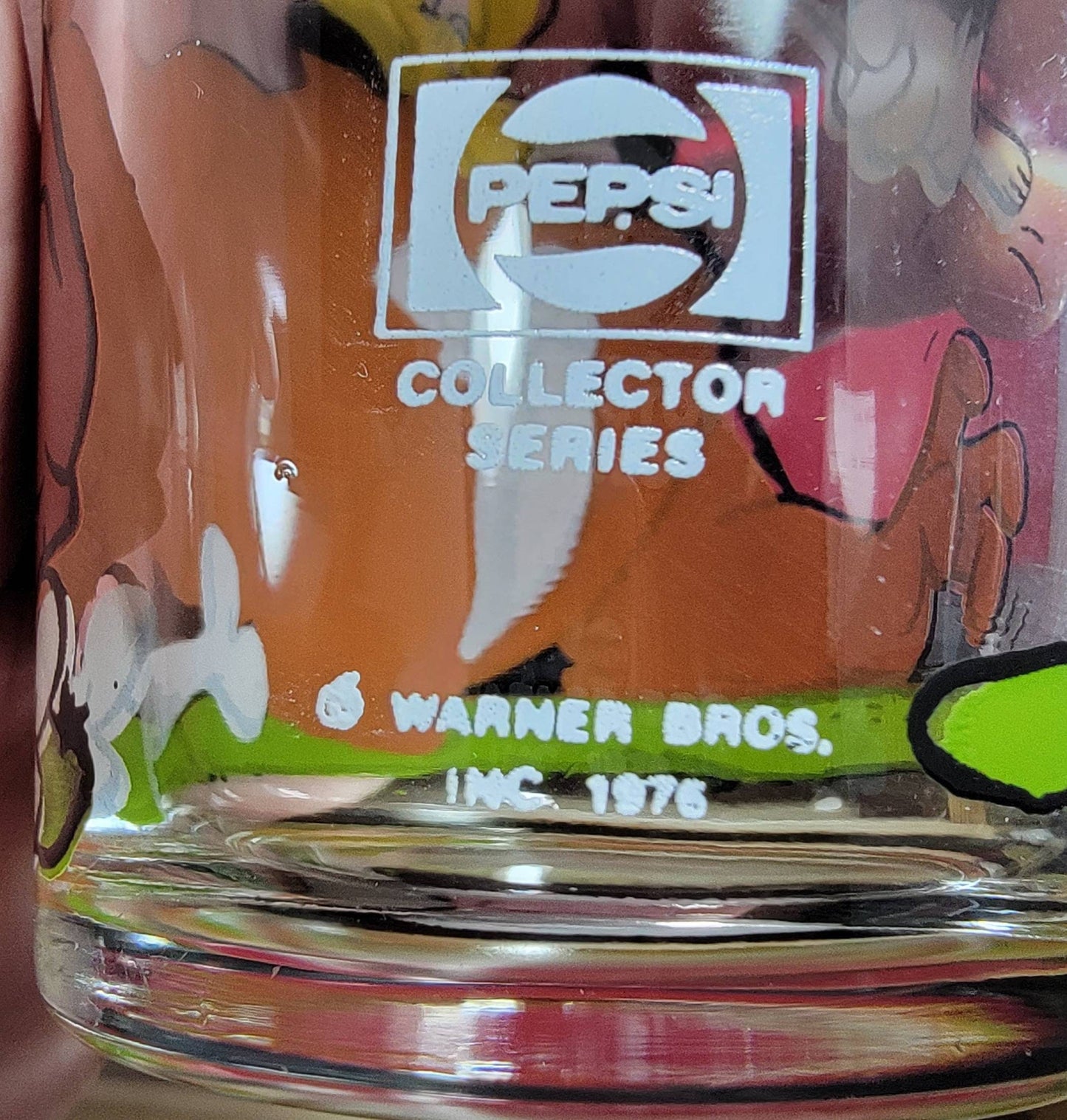 Pepsi glass with Sylvester and tweety bird glass (1976)