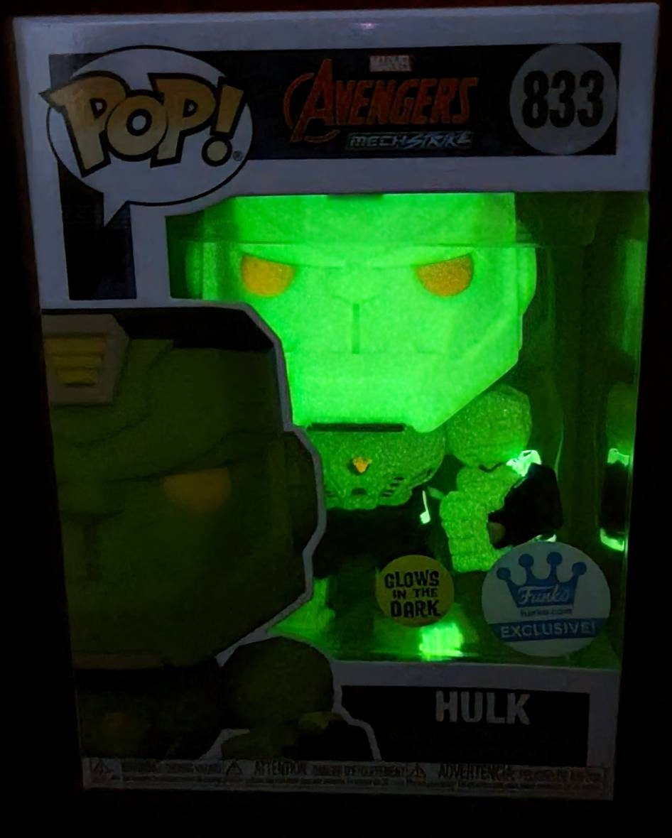 Hulk funko exclusive # 833 (nib)