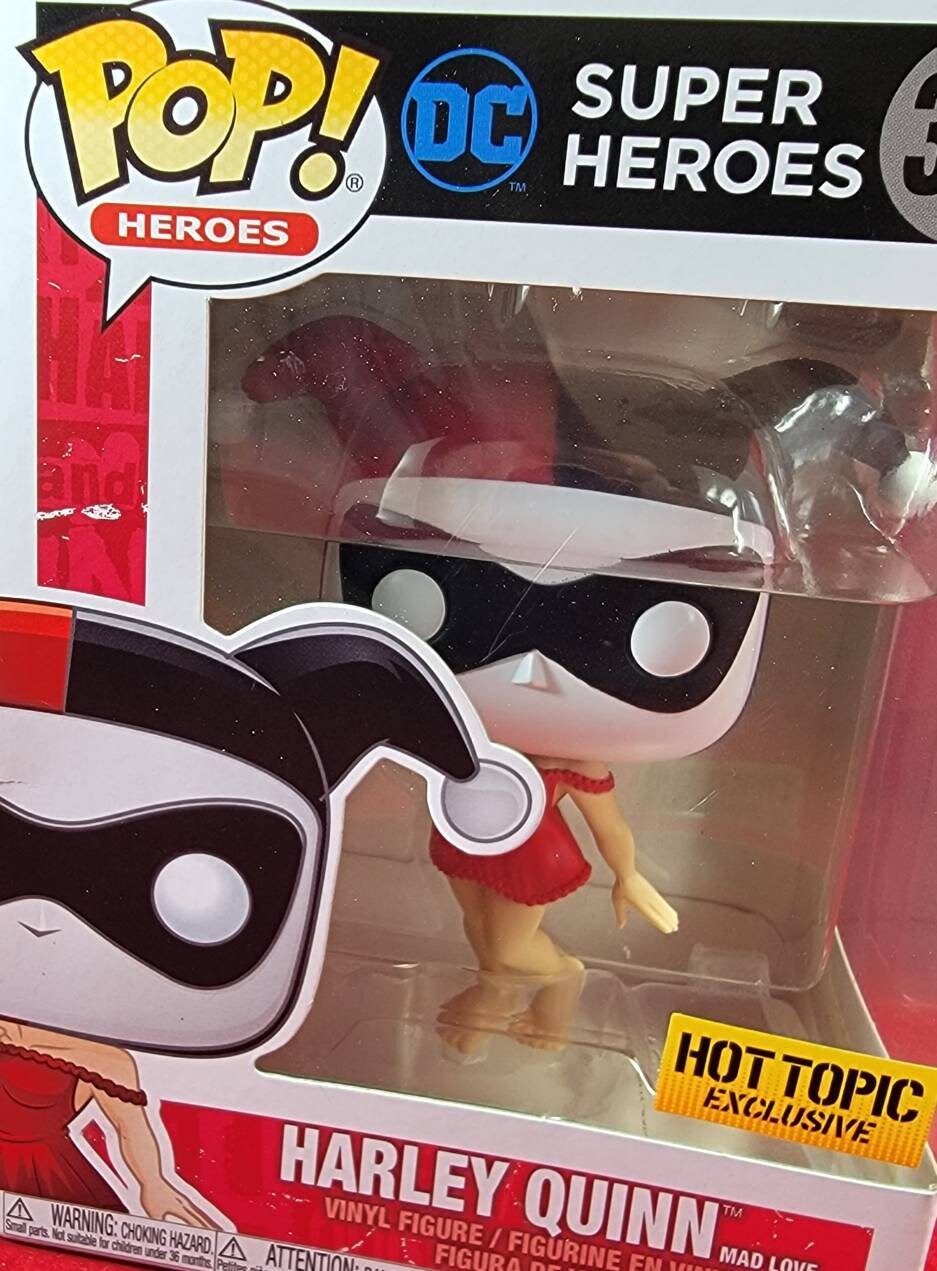 Harley Quinn mad love hot topic exclusive 335 (nib)